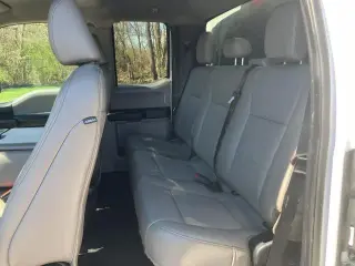 Ford F-250 Super Duty 2020 4x4 XL Cabina Super 4 puertas 6.8 pies. Caja pickup
