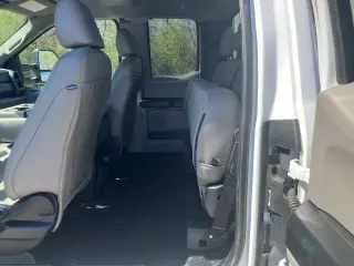 Ford F-250 Super Duty 2020 4x4 XL Cabina Super 4 puertas 6.8 pies. Caja pickup