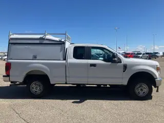 Ford F-250 Super Duty 2020 4x4 XL Cabina Super 4 puertas 6.8 pies. Caja pickup