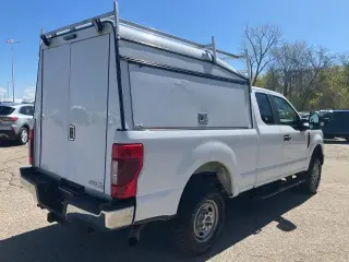 Ford F-250 Super Duty 2020 4x4 XL Cabina Super 4 puertas 6.8 pies. Caja pickup