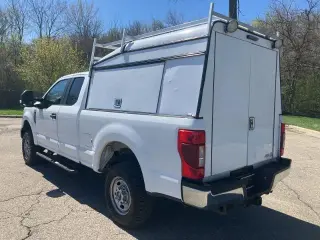 Ford F-250 Super Duty 2020 4x4 XL Cabina Super 4 puertas 6.8 pies. Caja pickup
