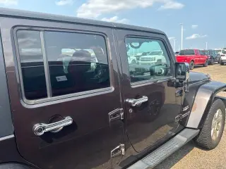Jeep Wrangler Unlimited 2013 4x4 Sahara 4 puertas SUV