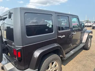 Jeep Wrangler Unlimited 2013 4x4 Sahara 4 puertas SUV
