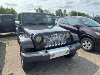 Jeep Wrangler Unlimited 2013 4x4 Sahara 4 puertas SUV