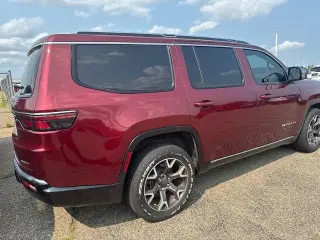 Jeep Wagoneer 2022 4x4 Serie III Carbide 4 puertas SUV