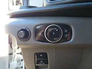 Ford Transit 2023 AWD 350 3 puertas LWB Techo Alto Furgón de Carga