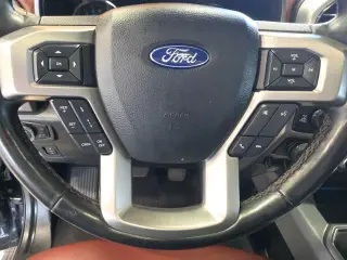Ford F-150 2020 4x4 Platinum 4 puertas SuperCrew 5.5 pies. SB