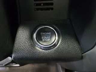 Ford F-150 2020 4x4 Platinum 4 puertas SuperCrew 5.5 pies. SB