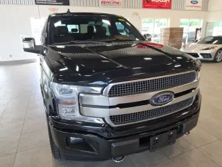 Ford F-150 2020 4x4 Platinum 4 puertas SuperCrew 5.5 pies. SB
