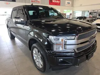 Ford F-150 2020 4x4 Platinum 4 puertas SuperCrew 5.5 pies. SB