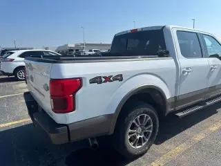 Ford F-150 2020 4x4 King Ranch 4 puertas SuperCrew 5.5 pies. SB
