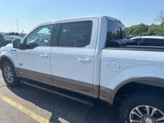 Ford F-150 2020 4x4 King Ranch 4 puertas SuperCrew 5.5 pies. SB