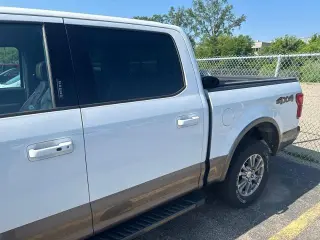 Ford F-150 2020 4x4 King Ranch 4 puertas SuperCrew 5.5 pies. SB