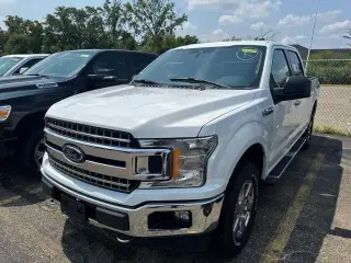 Ford F-150 2019 4x4 XLT 4 puertas SuperCrew 5.5 pies SB