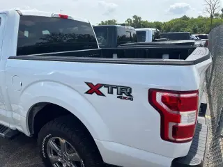 Ford F-150 2019 4x4 XLT 4 puertas SuperCrew 5.5 pies SB