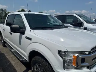 Ford F-150 2019 4x4 XLT 4 puertas SuperCrew 5.5 pies SB