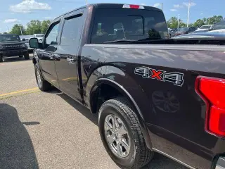 Ford F-150 2019 4x4 Lariat 4 puertas SuperCrew 5.5 pies SB