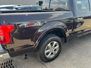 Ford F-150 2019 4x4 Lariat 4 puertas SuperCrew 5.5 pies SB