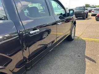 Ford F-150 2019 4x4 Lariat 4 puertas SuperCrew 5.5 pies SB