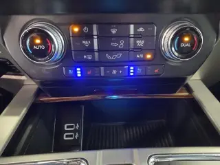 Ford F-150 2019 4x4 Lariat 4 puertas SuperCrew 5.5 pies SB