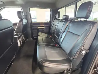 Ford F-150 2019 4x4 Lariat 4 puertas SuperCrew 5.5 pies SB