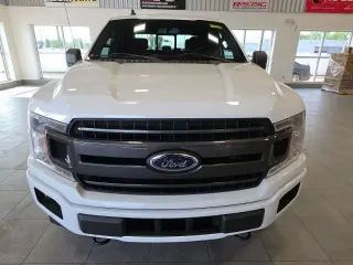 Ford F-150 2020 4x4 XLT 4 puertas SuperCrew 5.5 pies. SB