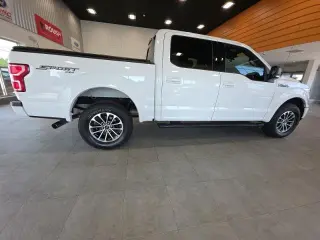 Ford F-150 2020 4x4 XLT 4 puertas SuperCrew 5.5 pies. SB