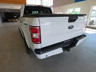 Ford F-150 2020 4x4 XLT 4 puertas SuperCrew 5.5 pies. SB