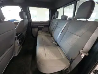 Ford F-150 2019 4x4 XLT 4 puertas SuperCrew 5.5 pies SB