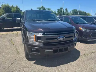 Ford F-150 2020 4x4 XLT 4 puertas SuperCrew 5.5 pies. SB