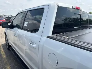 Ford F-150 2019 4x4 Lariat 4 puertas SuperCrew 5.5 pies. Caja corta