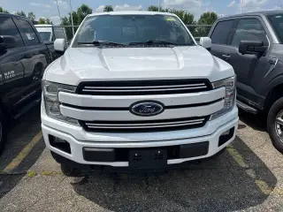 Ford F-150 2019 4x4 Lariat 4 puertas SuperCrew 5.5 pies. Caja corta
