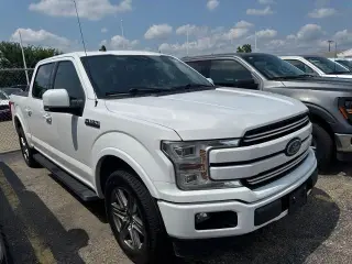 Ford F-150 2019 4x4 Lariat 4 puertas SuperCrew 5.5 pies. Caja corta