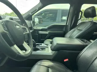 Ford F-150 2019 4x4 Lariat 4 puertas SuperCrew 5.5 pies. Caja corta