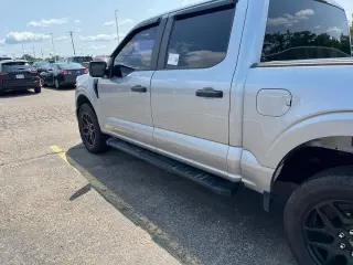 Ford F-150 2024 4x4 STX 4 puertas SuperCrew 5.5 pies. SB