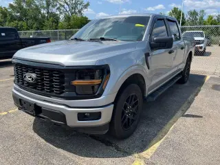 Ford F-150 2024 4x4 STX 4 puertas SuperCrew 5.5 pies. SB