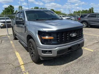 Ford F-150 2024 4x4 STX 4 puertas SuperCrew 5.5 pies. SB