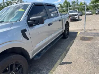 Ford F-150 2024 4x4 STX 4 puertas SuperCrew 5.5 pies. SB