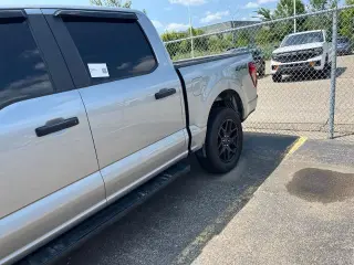 Ford F-150 2024 4x4 STX 4 puertas SuperCrew 5.5 pies. SB