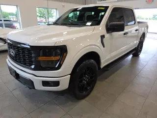 Ford F-150 2024 4x4 STX 4 puertas SuperCrew 5.5 pies. SB