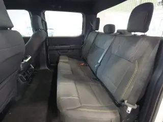 Ford F-150 2024 4x4 STX 4 puertas SuperCrew 5.5 pies. SB