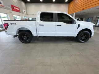 Ford F-150 2024 4x4 STX 4 puertas SuperCrew 5.5 pies. SB