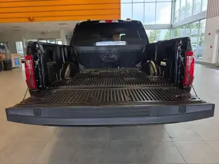 Ford F-150 2024 4x4 XLT 4 puertas SuperCrew 5.5 pies. SB