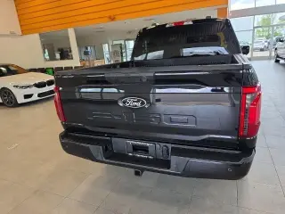 Ford F-150 2024 4x4 XLT 4 puertas SuperCrew 5.5 pies. SB