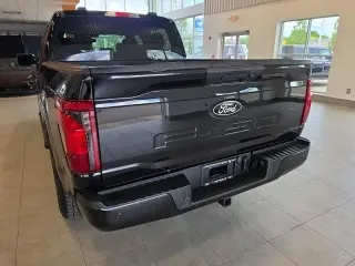Ford F-150 2024 4x4 XLT 4 puertas SuperCrew 5.5 pies. SB