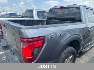 Ford F-150 2024 4x4 XLT 4 puertas SuperCrew 5.5 pies. SB