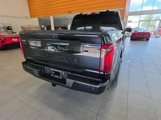 Ford F-150 2024 4x4 XLT 4 puertas SuperCrew 5.5 pies. SB