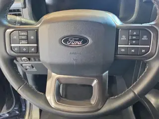 Ford F-150 2024 4x4 XLT 4 puertas SuperCrew 5.5 pies. SB