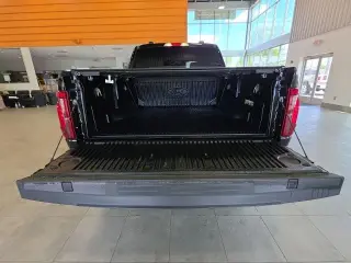 Ford F-150 2024 4x4 XLT 4 puertas SuperCrew 5.5 pies. SB