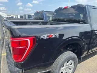 Ford F-150 2022 4x4 XLT 4 puertas SuperCrew 5.5 pies. SB